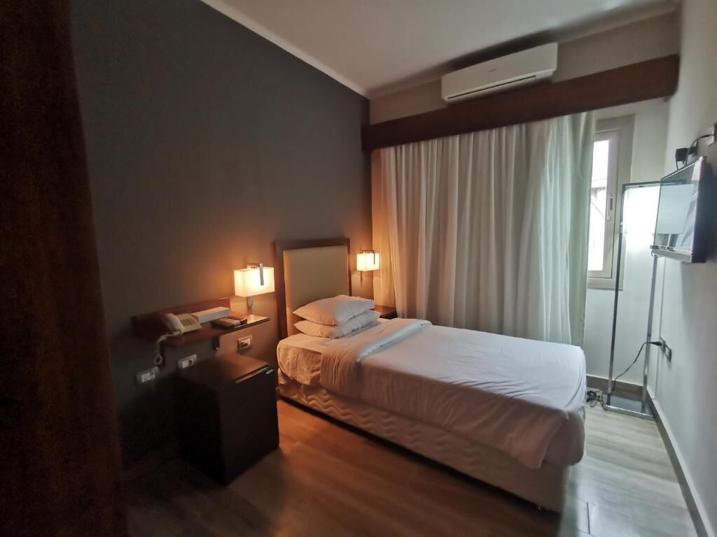 Egyptian cotton sheets, premium bedding, minibar, blackout curtains