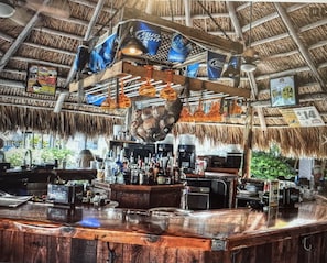 Bar (in der Unterkunft)