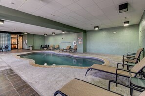 A heated pool - Cabin with 2 bedrooms by the pool (Pigeon Forge)