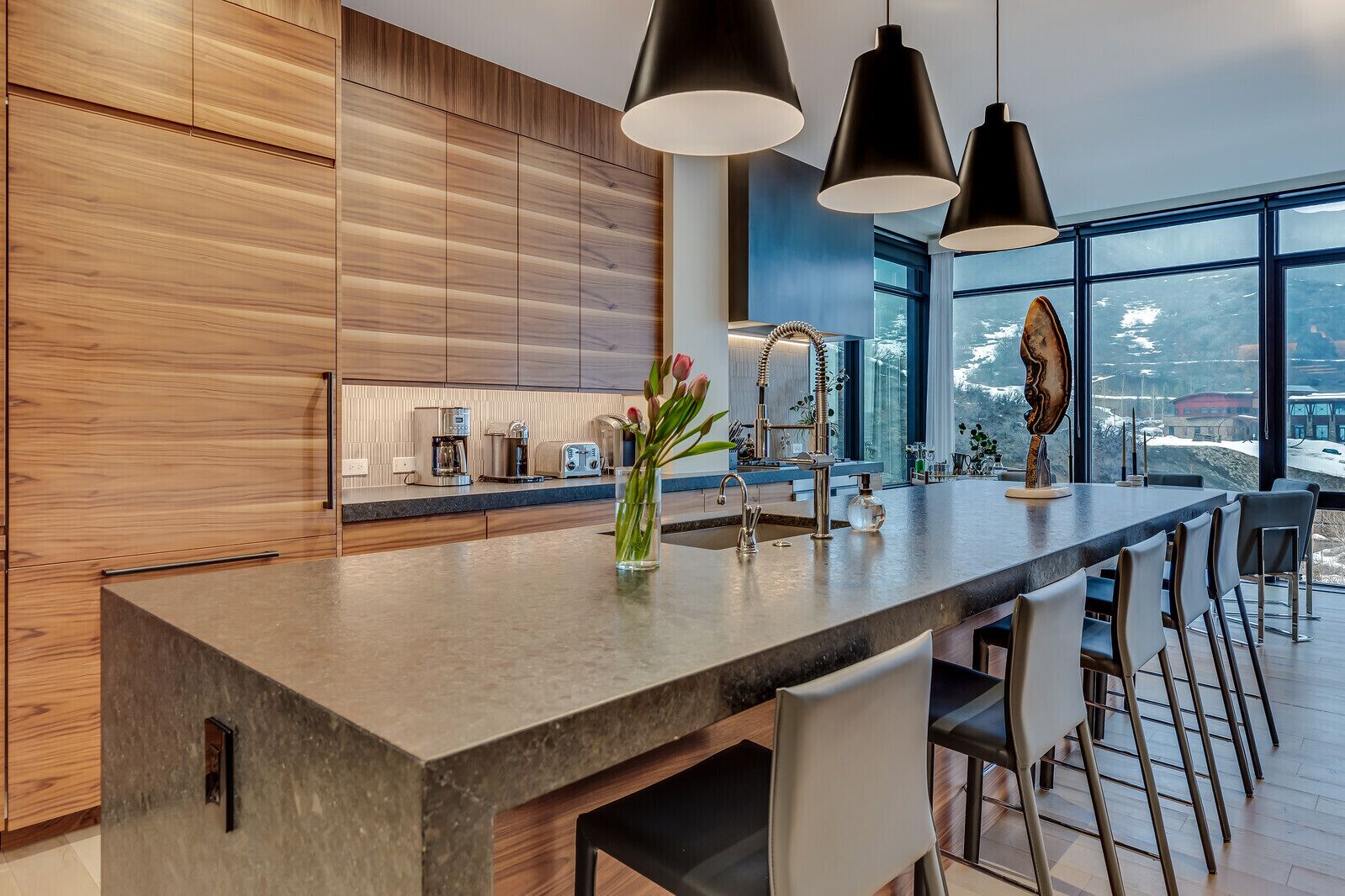 Gorgeous, Contemporary ONE Snowmass Condo with World Class Amenities