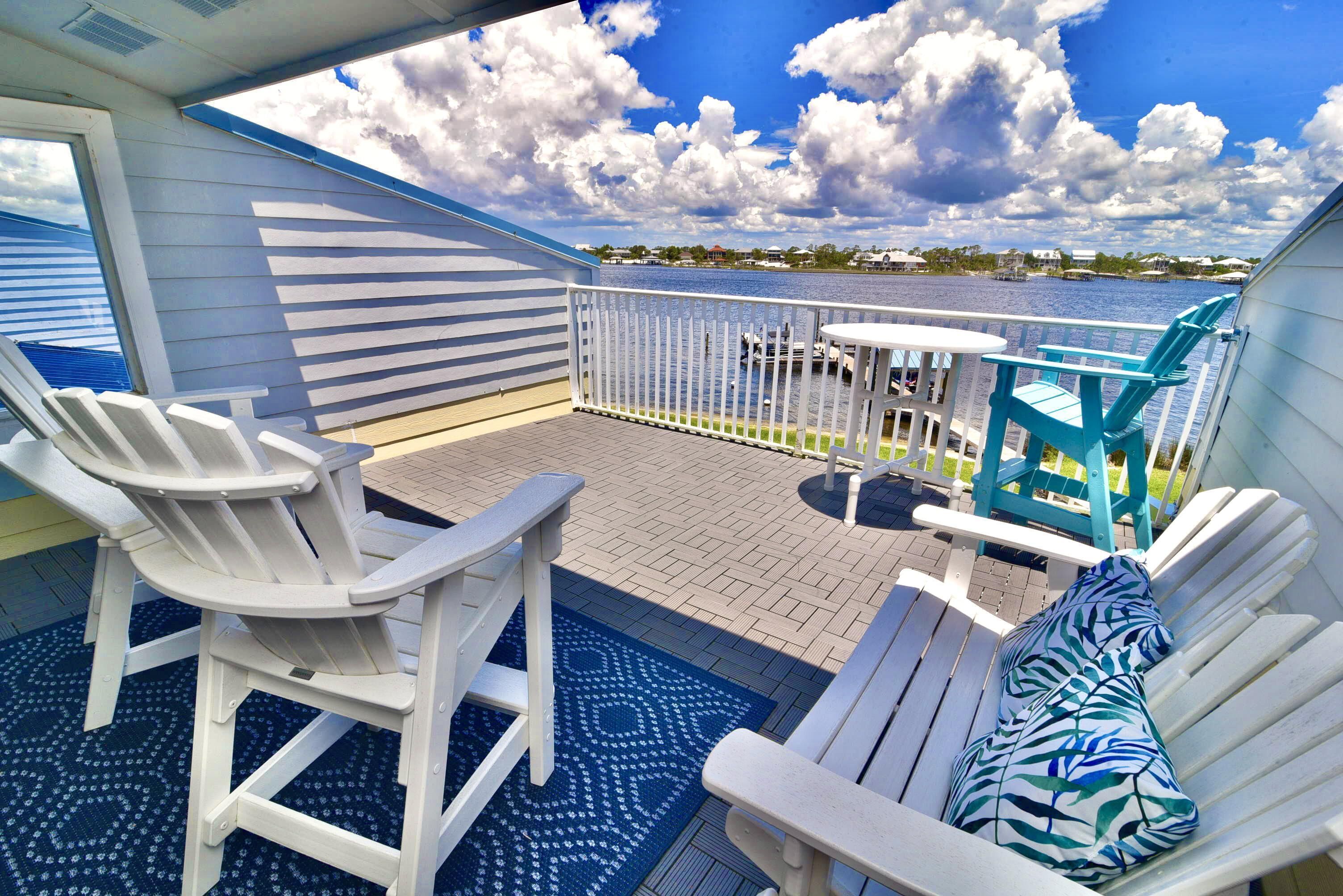 1BR/1BA | Third Floor | Large Balcony w/ Beautiful Waterfront Views
