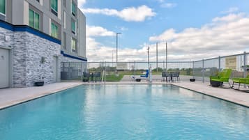 Seasonal outdoor pool