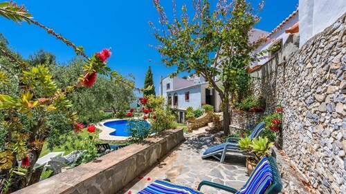 El Acebuchal - Casa Rosa Frigiliana by Ruralidays