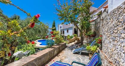 El Acebuchal - Casa Rosa Frigiliana by Ruralidays