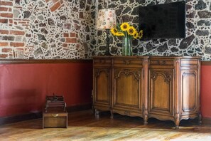 1 chambre, décoration personnalisée, ameublement personnalisé