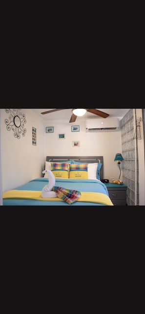 1 bedroom, iron/ironing board, WiFi - Cliff Hang’R is your private oasis. Where you can relax and enjoy nature (St. Thomas)