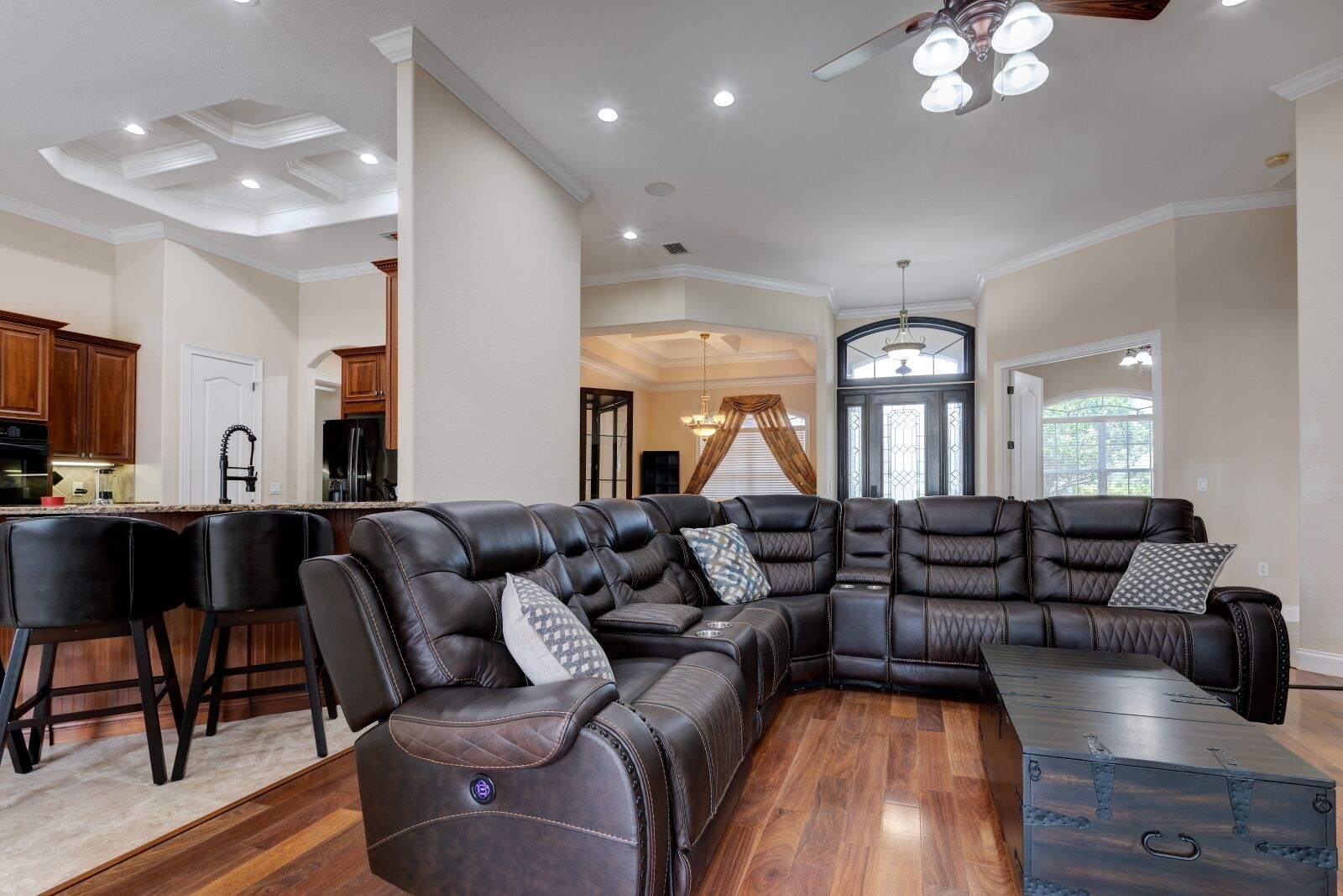 6B/5B Estate on 2+ Acres W/Pool, Guesthouse, Theater & More