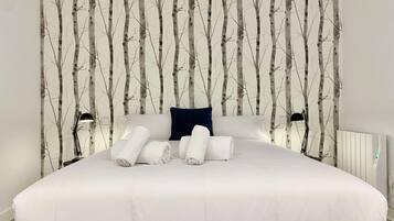 1 dormitorio, tabla de planchar con plancha, Internet y ropa de cama