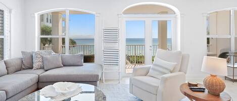 TV connectée, cheminée, lecteur de DVD