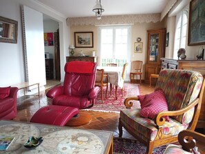 TV - 800 - Charming house near the center of Erquy (ERQUY)