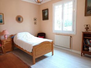 4 habitaciones y wifi gratis 