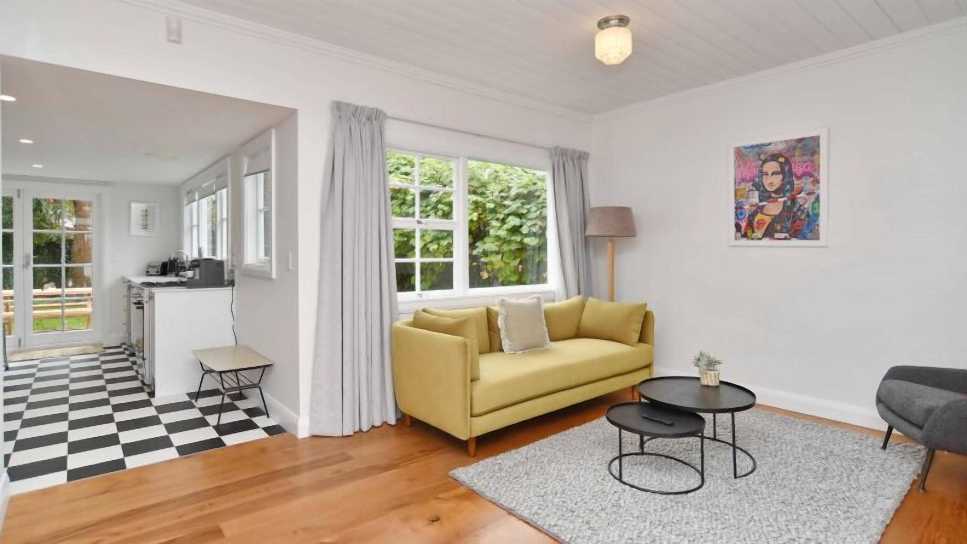 スマートテレビ、暖炉