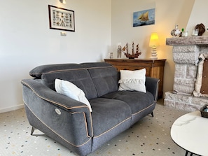 TV - Sea-view house in Erquy | 8 guests | Ref 70 (ERQUY)