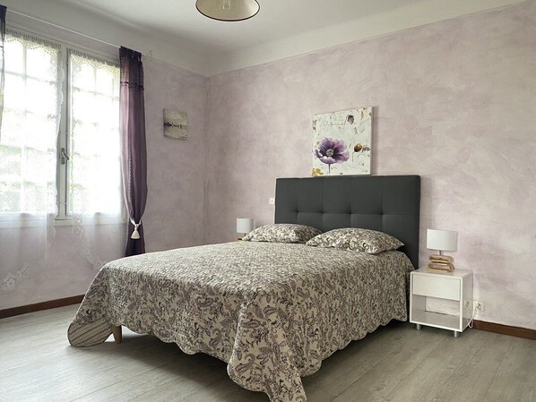 2 bedrooms, free WiFi