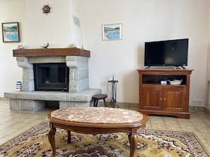 TV