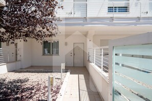 Property grounds - Cerrano Park A02 - Zefiro - Apartament with garden and terrace with Seaview (Foggetta)