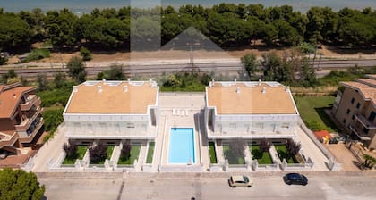 The recently-built Résidence Cerrano Park consists of two buildings with 12 three-room apartments, and offers guests the unique opportunity to have breakfast while enjoying a breathtaking view of the m