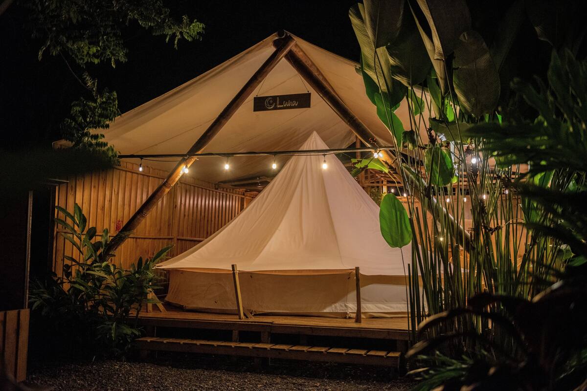 เครื่องนอนระดับพรีเมียม, ผ้านวมขนเป็ด, เตียง Select Comfort, Wi-Fi ฟรี