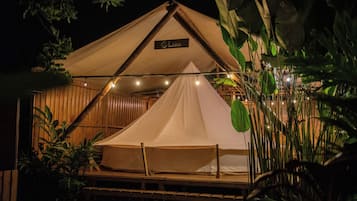Premium bedding, down duvets, Select Comfort beds, free WiFi