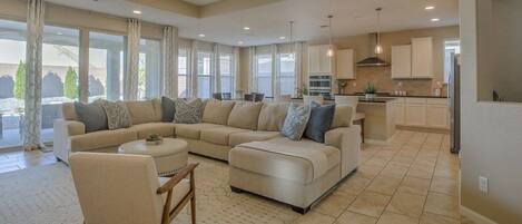 Smart TV, computer monitors