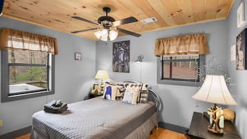 2 bedrooms, free WiFi, bed sheets