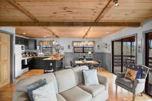 Smart TV, fireplace, DVD player