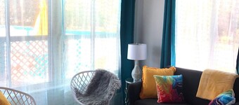 Cozy & stylish cottage w/pool, St. Augustine