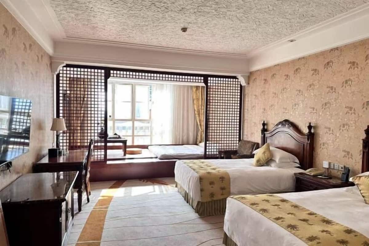 Cribs/infant beds