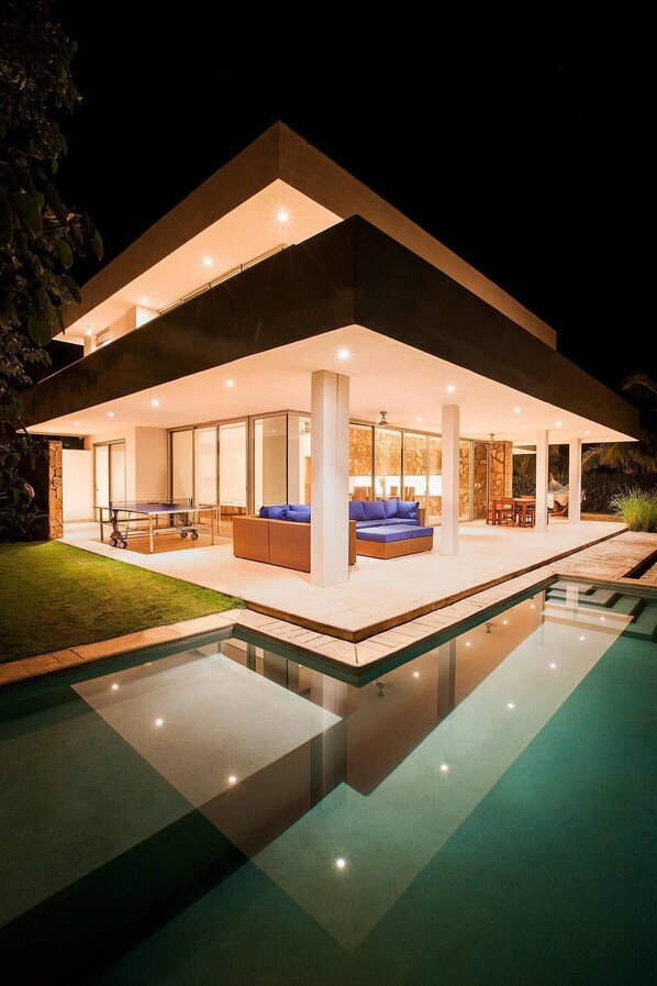 Pool - Southern Dream Luxury beach-front villa (Rivas)