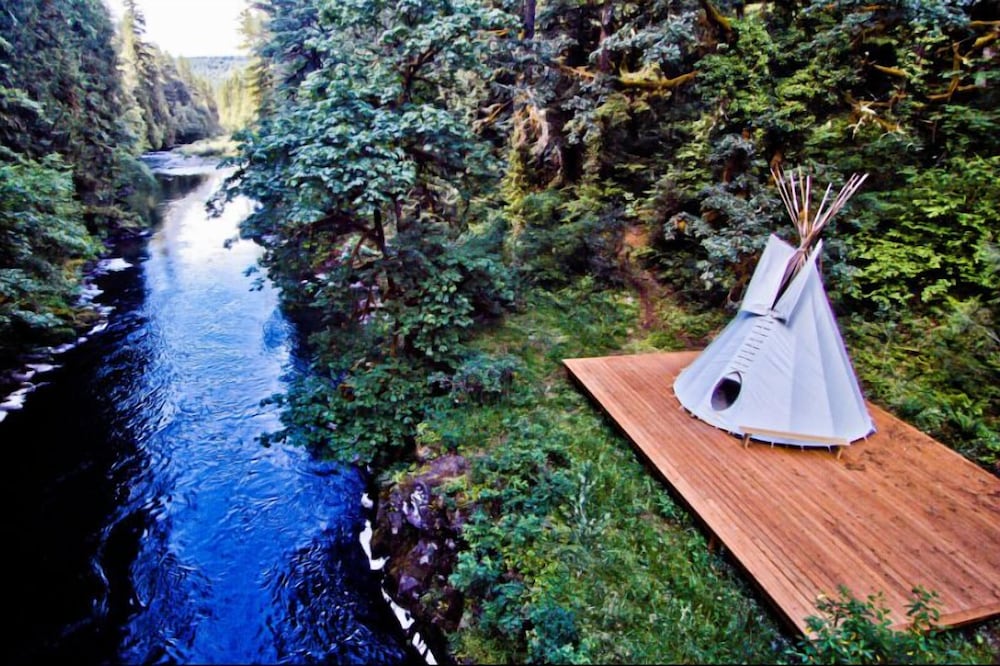 Trout Creek Wilderness Lodge