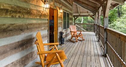 Near Linville Gorge & Ski Resorts (sleeps 8)