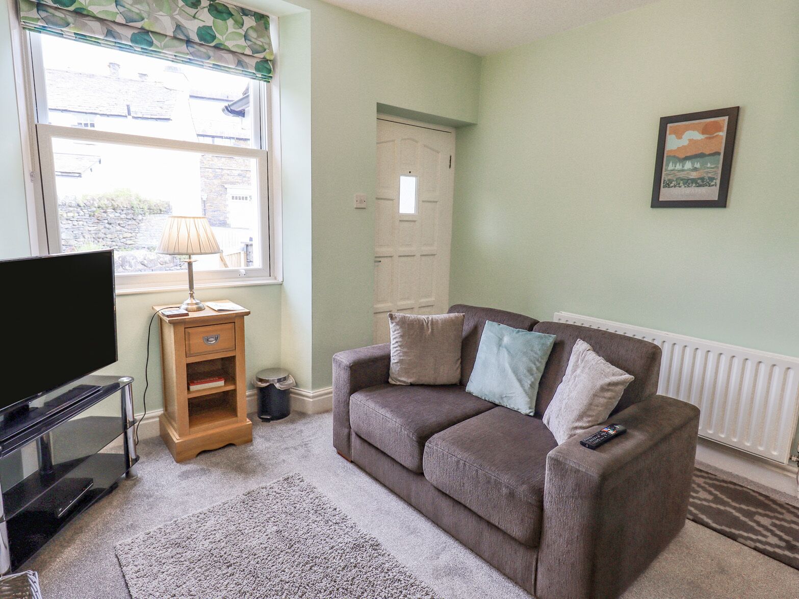 WOOLLY END COTTAGE, family friendly, with open fire in Ambleside