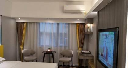 Longquan Hotel (Nandaqiao Flagship)