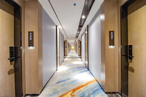 Longquan Hotel (Nandaqiao Flagship)