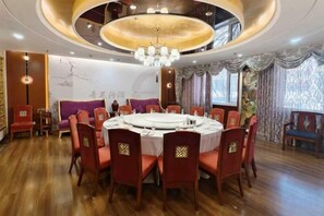 Unclassified image, 2 of 75, button - Xingya Mingdu Hotel (Jinzhong)