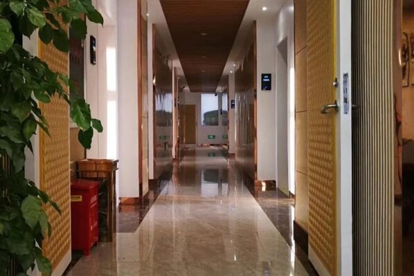 Interior - Huating Hotel (Jiangdu District Shaobo Ancient Town) (Yangzhou)