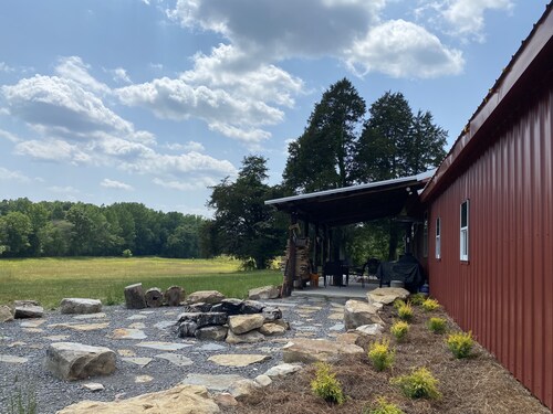 Unique Sportsman's Lodge surrounded by  North Sauty Waterfowl Refuge acres.