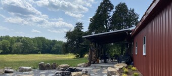 Unique Sportsman's Lodge surrounded by North Sauty Waterfowl Refuge acres.