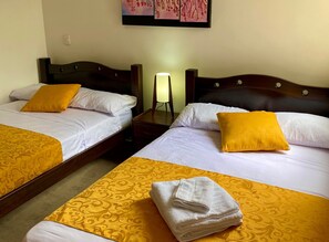 3 bedrooms, free WiFi, bed sheets, wheelchair access