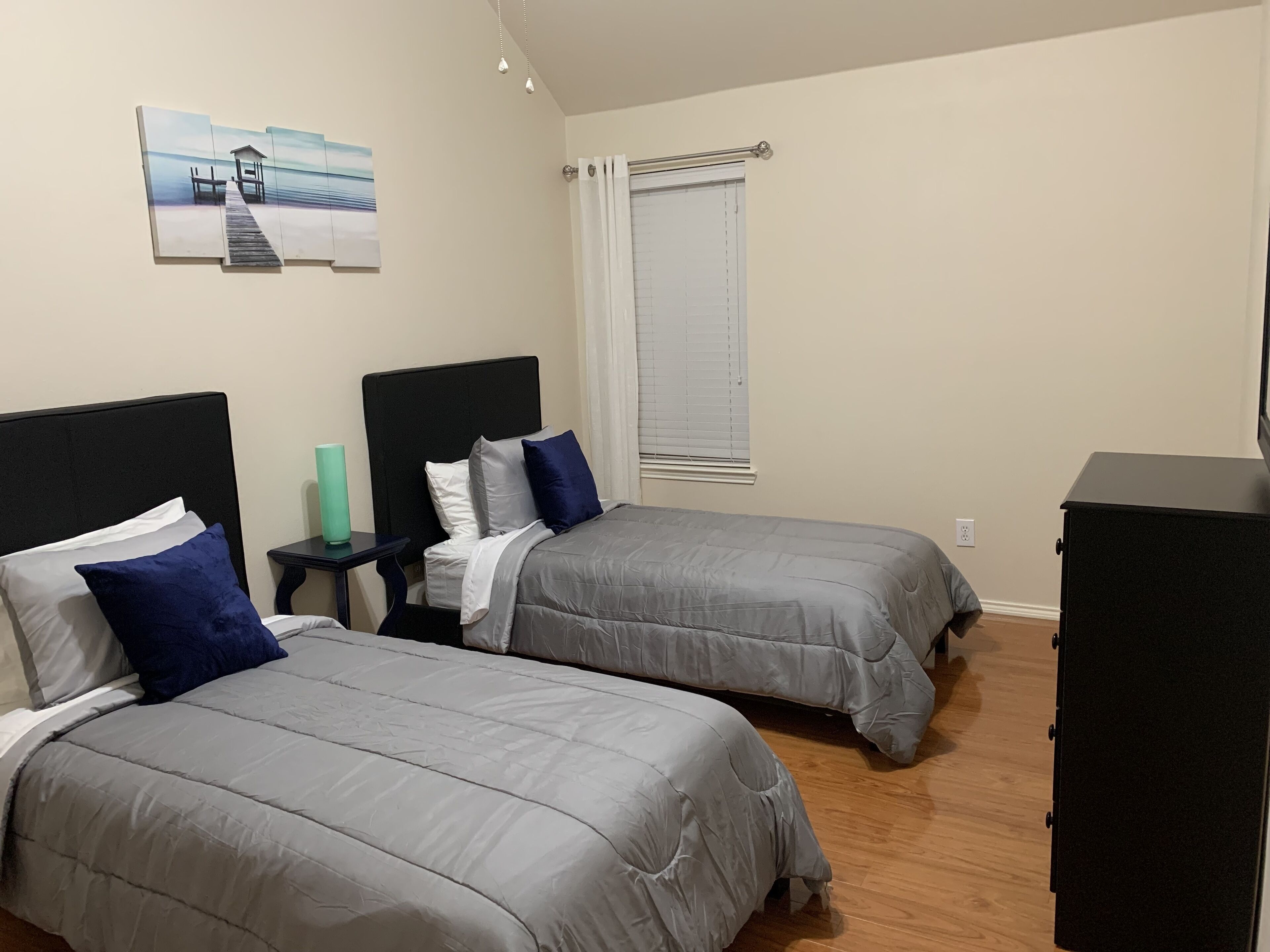 City home in the middle of the DFW entertainment