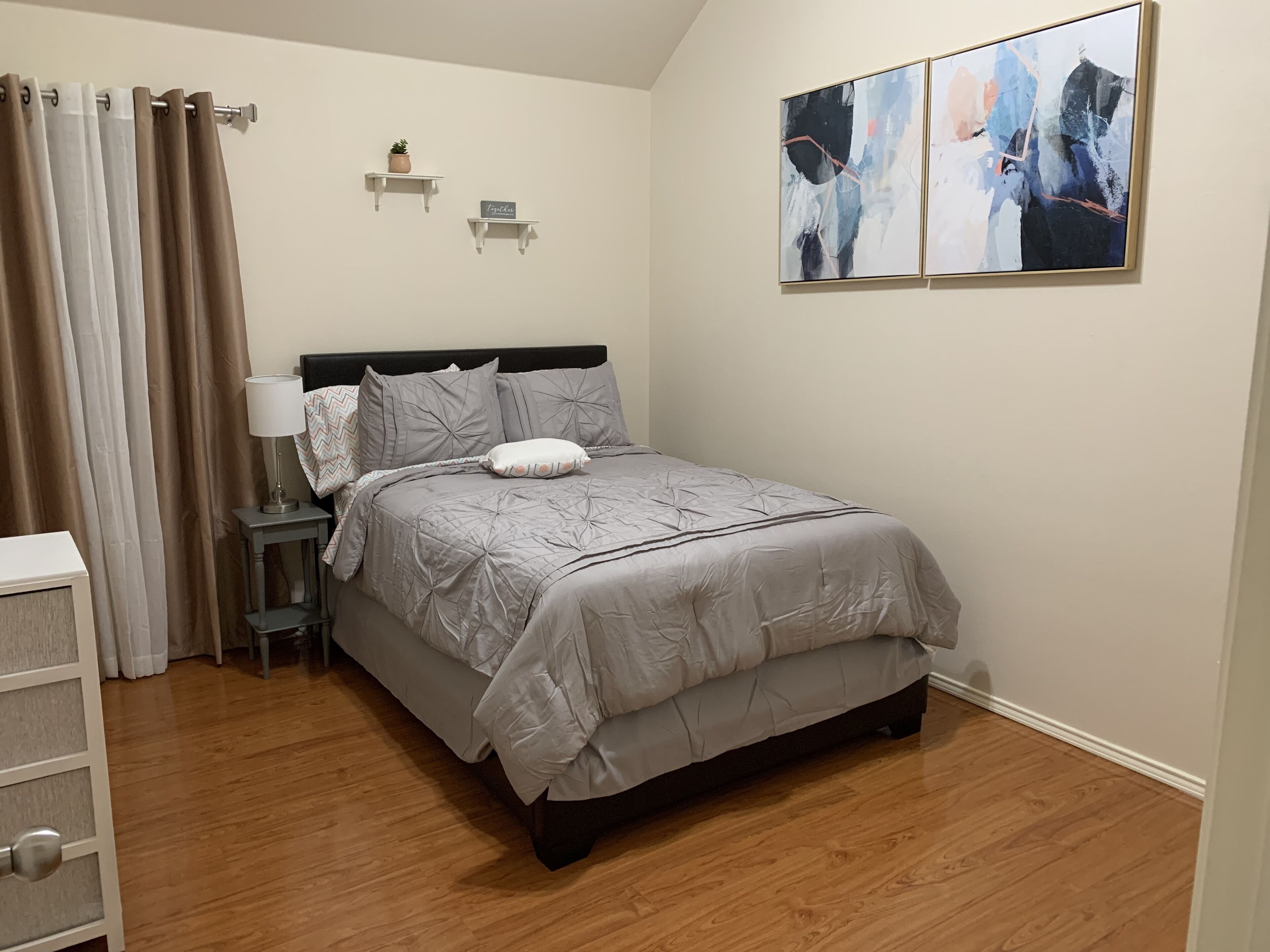 City home in the middle of the DFW entertainment