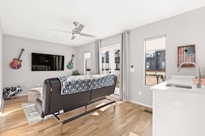 Immagine non classificata, 5 di 41, pulsante