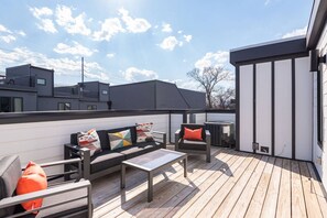 Immagine non classificata, 3 di 41, pulsante