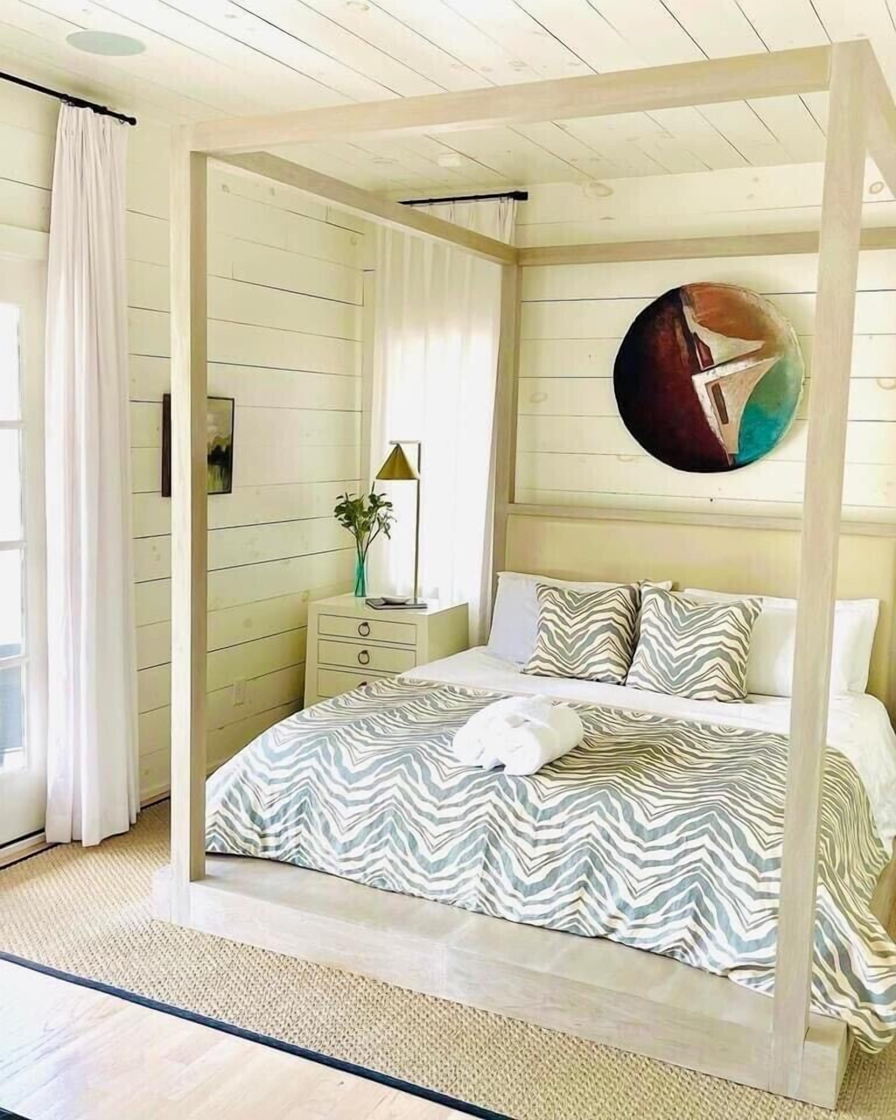 Cover-featured lakefront home. Come see why!