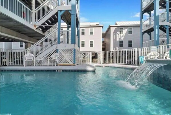 Pool - Sunchase Beachside Condo, Gulf Shores Updated Unit (Gulf Shores)