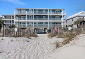 Exterior - Sunchase Beachside Condo, Gulf Shores Updated Unit (Gulf Shores)