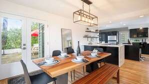 Dining - Renovated 4BR retreat near Seattle with patio, sport court, foosball room & lake views for families (Lake Forest Park)