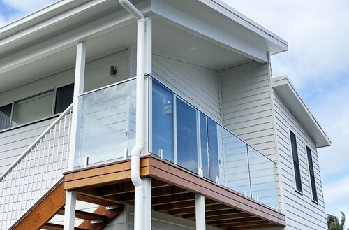 Newly built 2 story-dwelling *7 min from the beach!*