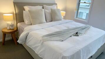 2 bedrooms, iron/ironing board, travel crib, free WiFi