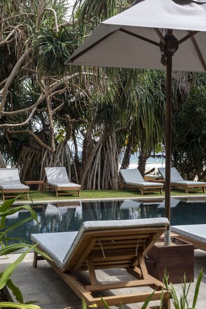 Outdoor pool - Halcyon Mawella (Morakatiyara)